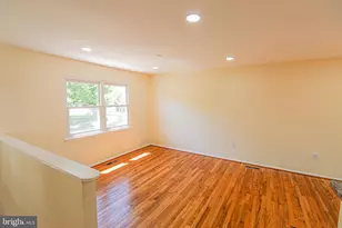 24201 Bush Hill Rd, Gaithersburg, MD 20882 - Photo 6