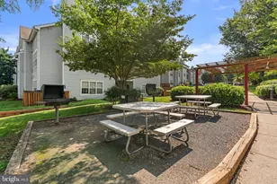 18415 Bishopstone Ct, Montgomery Village, MD 20886 - Photo 16