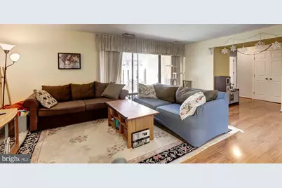 150 Monroe Street #102, Rockville, MD 20850 - Photo 6