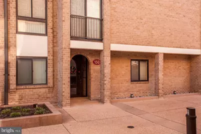 150 Monroe Street #102, Rockville, MD 20850 - Photo 2