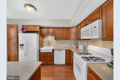 1017 Copperstone Court, Rockville, MD 20852 - Photo 12