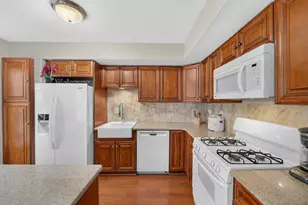 1017 Copperstone Ct, Rockville, MD 20852 - Photo 12
