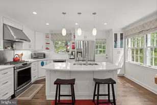 6709 Pemberton St, Bethesda, MD 20817 - Photo 12
