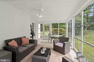 6709 Pemberton St, Bethesda, MD 20817 - Photo 18