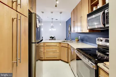 10827 Hampton Mill Terrace #370, Rockville, MD 20852 - Photo 8