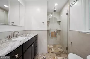 7016 Hopewood St, Bethesda, MD 20817 - Photo 36