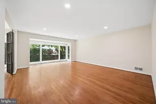 7016 Hopewood St, Bethesda, MD 20817 - Photo 12