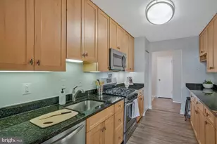 118 Monroe St, Rockville, MD 20850 - Photo 6