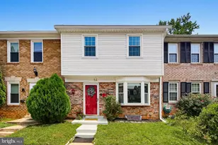 14 County Ct, Gaithersburg, MD 20878 - Photo 1