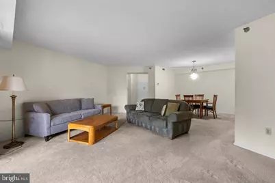 15100 Interlachen Drive #4-117, Silver Spring, MD 20906 - Photo 6