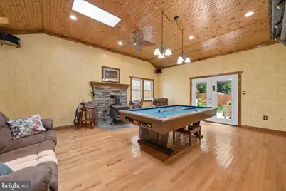 19829 Spurrier Avenue, Poolesville, MD 20837 - Photo 14