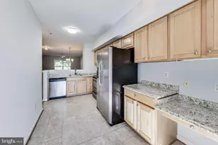 2022 University Blvd W, Silver Spring, MD 20902 - Photo 10