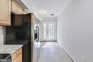 2022 University Blvd W, Silver Spring, MD 20902 - Photo 12