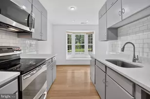 6609 Hillandale Rd, Chevy Chase, MD 20815 - Photo 10