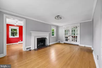 4525 N Chelsea Lane, Bethesda, MD 20814 - Photo 2