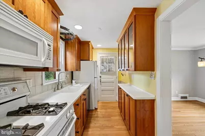 4525 N Chelsea Lane, Bethesda, MD 20814 - Photo 8