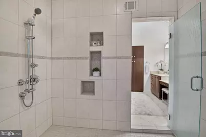 5601 Vernon Place, Bethesda, MD 20817 - Photo 32