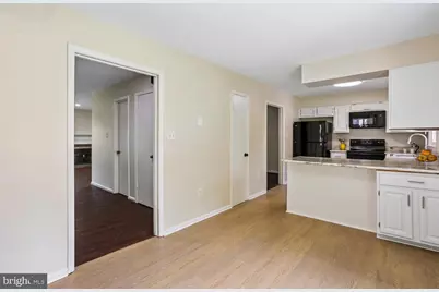7561 Heatherton Lane, Rockville, MD 20854 - Photo 14