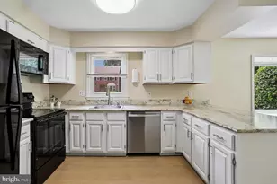 7561 Heatherton Ln, Rockville, MD 20854 - Photo 1