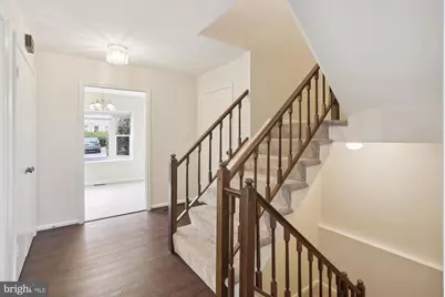7561 Heatherton Lane, Rockville, MD 20854 - Photo 6