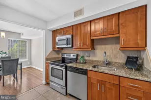 11415 Commonwealth Dr, Rockville, MD 20852 - Photo 12