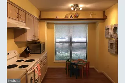 5319 King Charles Way, Bethesda, MD 20814 - Photo 4