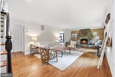 26135 Viewland Drive, Damascus, MD 20872 - Photo 8