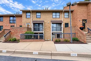 9855 Bristol Square Ln, Bethesda, MD 20814 - Photo 1