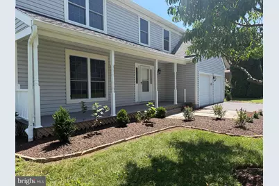 24017 Pecan Grove Lane, Gaithersburg, MD 20882 - Photo 2