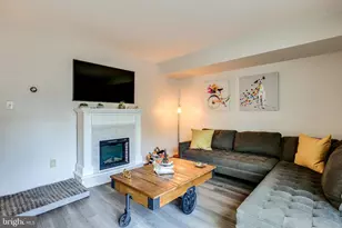 546 Azalea Dr, Rockville, MD 20850 - Photo 8