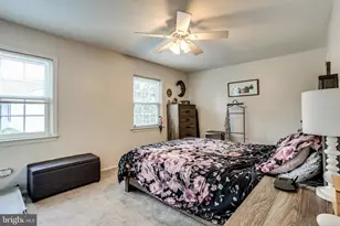 546 Azalea Dr, Rockville, MD 20850 - Photo 14