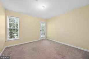 13021 Bridger Dr, Germantown, MD 20874 - Photo 30