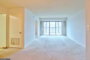 15107 Interlachen Dr, Silver Spring, MD 20906 - Photo 10