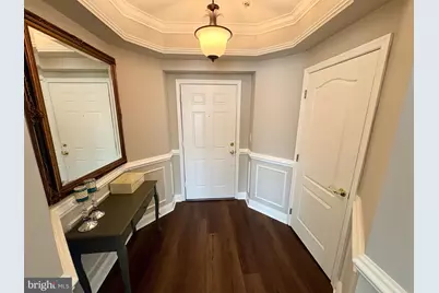 303 Redland Boulevard #201, Rockville, MD 20850 - Photo 2