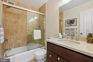 4977 Battery Ln, Bethesda, MD 20814 - Photo 18