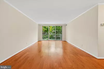4977 Battery Lane #1-204, Bethesda, MD 20814 - Photo 4