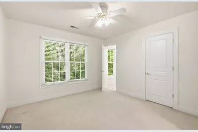 400 Long Trail Terrace, Rockville, MD 20850 - Photo 32