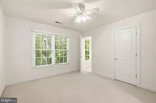400 Long Trail Terrace, Rockville, MD 20850 - Photo 32