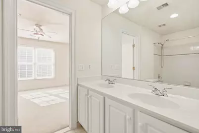 400 Long Trail Terrace, Rockville, MD 20850 - Photo 36