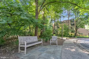 4924 Sentinel Dr, Bethesda, MD 20816 - Photo 32