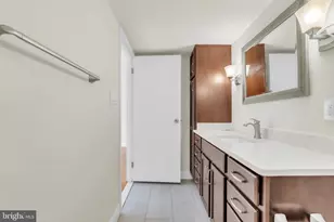 4924 Sentinel Dr, Bethesda, MD 20816 - Photo 20