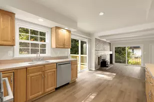 12428 Goldfinch Ct, Potomac, MD 20854 - Photo 16