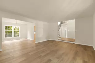 12428 Goldfinch Ct, Potomac, MD 20854 - Photo 10