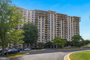 7420 Westlake Terrace, Bethesda, MD 20817 - Photo 2