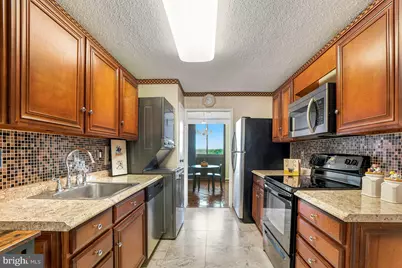 7420 Westlake Terrace #1306, Bethesda, MD 20817 - Photo 14