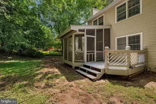 11533 Flints Grove Ln, North Potomac, MD 20878 - Photo 8
