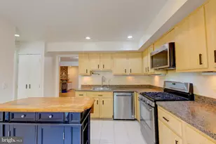 266 New Mark Esplanade, Rockville, MD 20850 - Photo 18