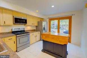 266 New Mark Esplanade, Rockville, MD 20850 - Photo 22