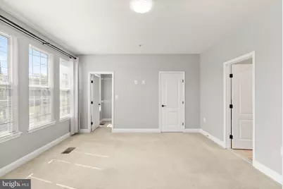 242 N Summit Avenue N #21-242, Gaithersburg, MD 20877 - Photo 32
