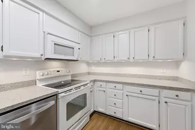 5705 Brewer House Circle #T-2, Rockville, MD 20852 - Photo 14